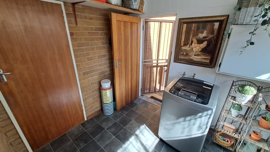 7 Bedroom Property for Sale in Universitas Free State